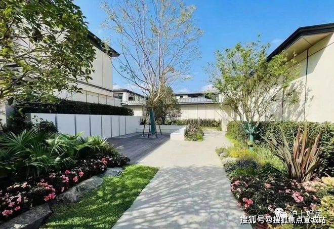 线电话→天宸艺墅百科详情→楼盘优惠→首页网站米乐m6网站上海闵行天宸艺墅售楼处电线小时热(图20)